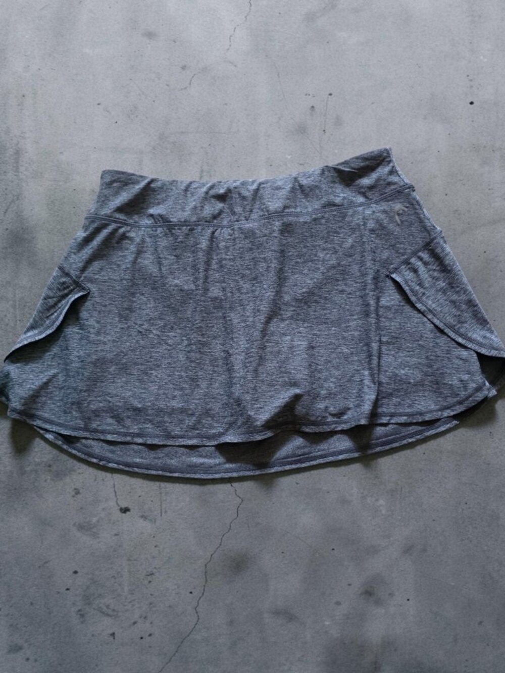 EUC HEAD (MED) Heather Gray Athletic Tennis/Golf Skort with Pockets